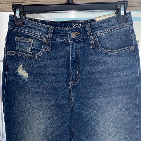 Universal Thread Jeans - Picture 5 of 6